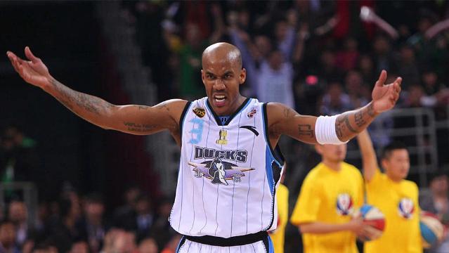 马布里在NBA的年薪,一场篮球传奇的财富轨迹 马布里在NBA的年薪,一场篮球传奇的财富轨迹