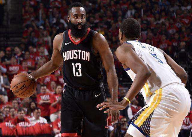 火箭与勇士的巅峰对决，2018年NBA总决赛的传奇